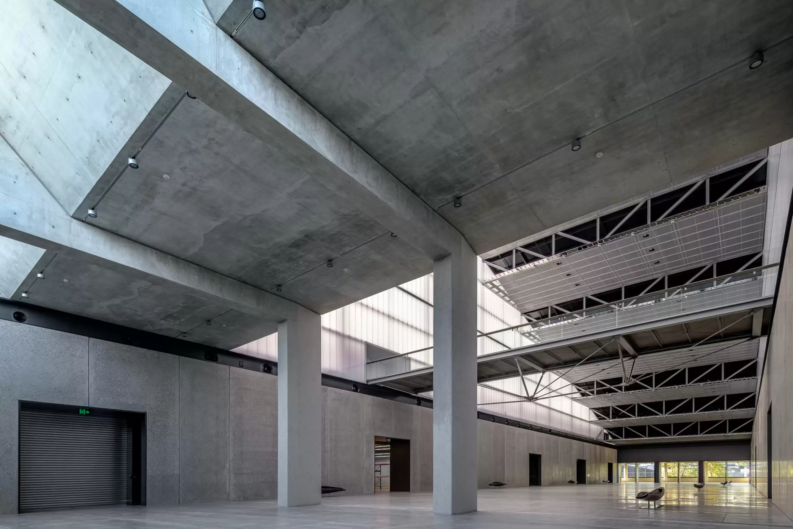 Photograph of the award-wining DANGROVE Art Storage Facility interiors designed by Tzannes