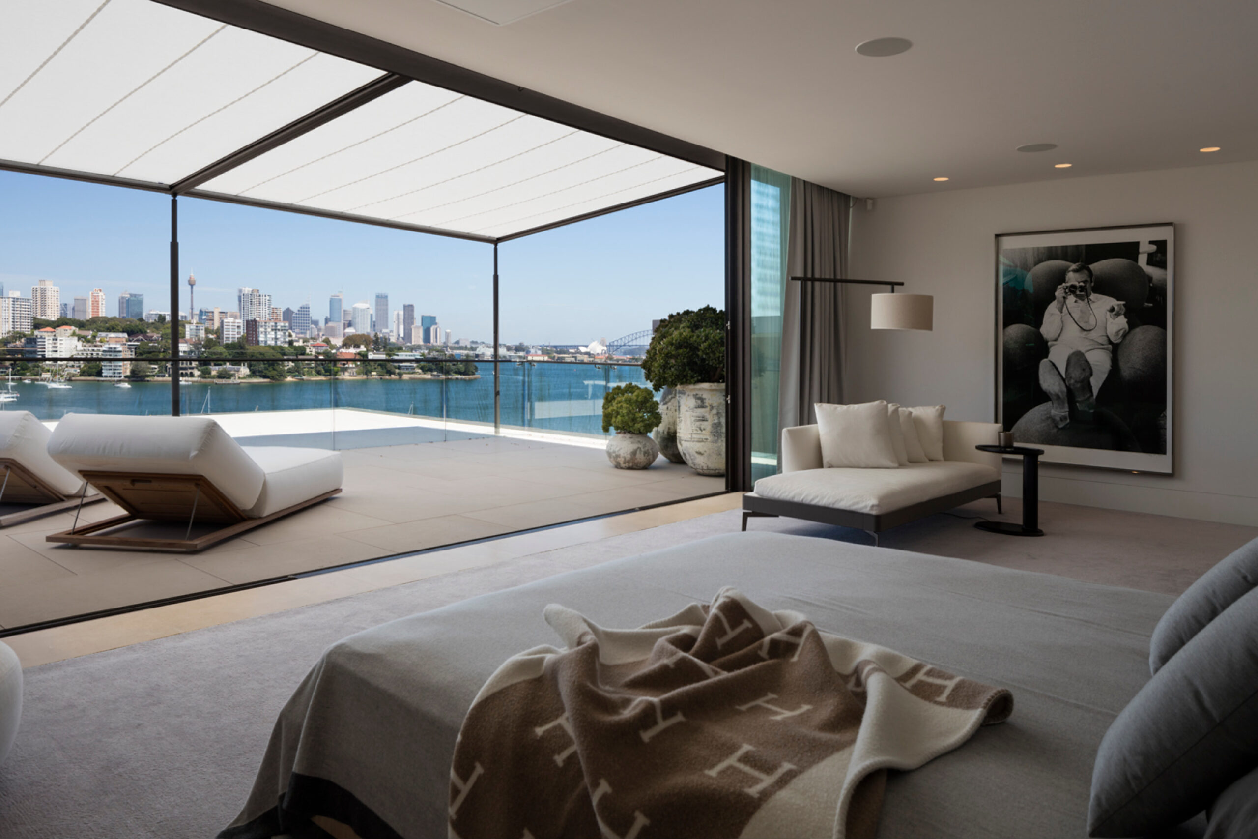 Photograph looking to roof terrace of Point Piper Residence designed by Tzannes