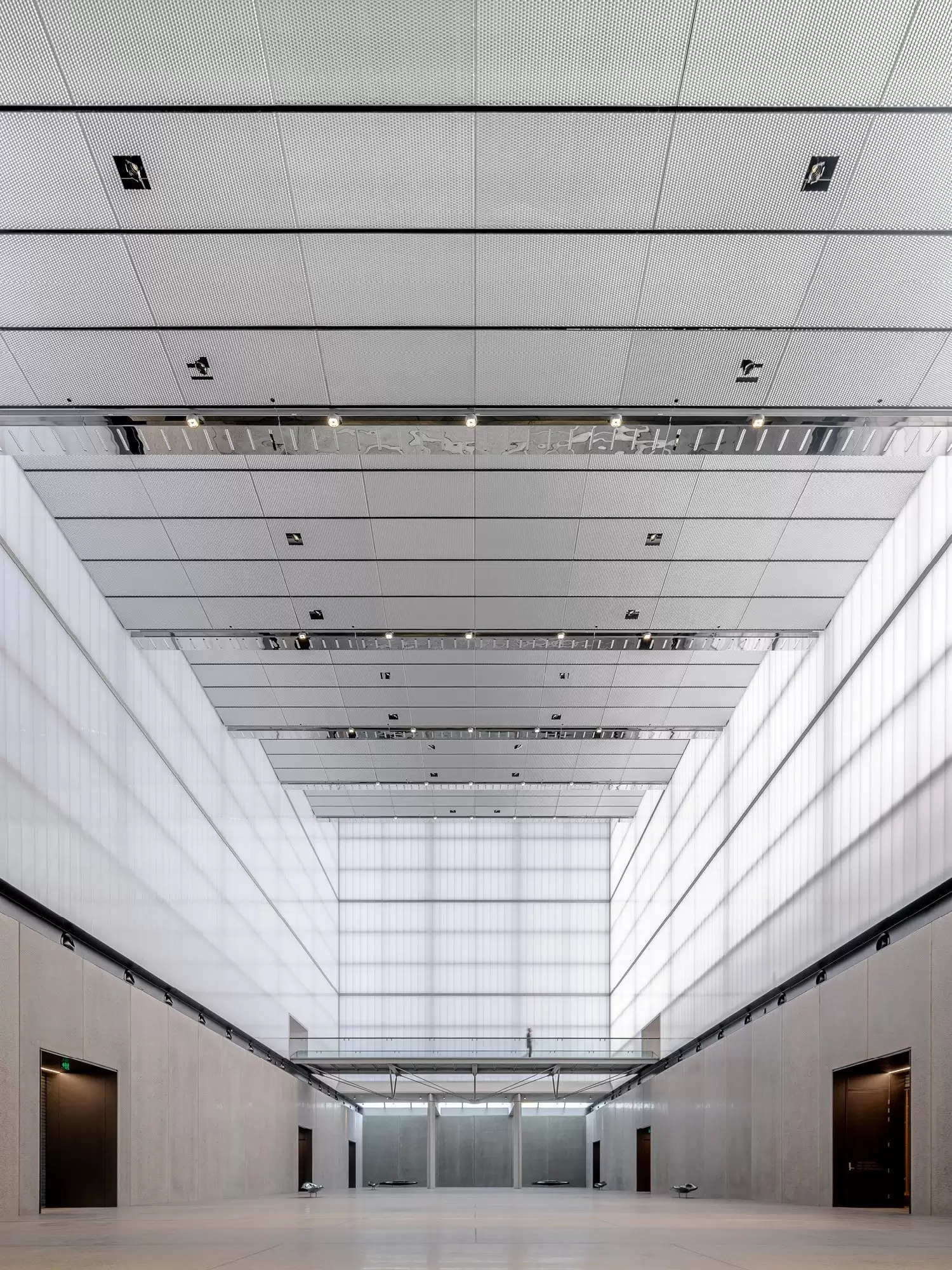 Photograph of Great Hall in the award-wining Dangrove Art Storage Facility designed by Tzannes