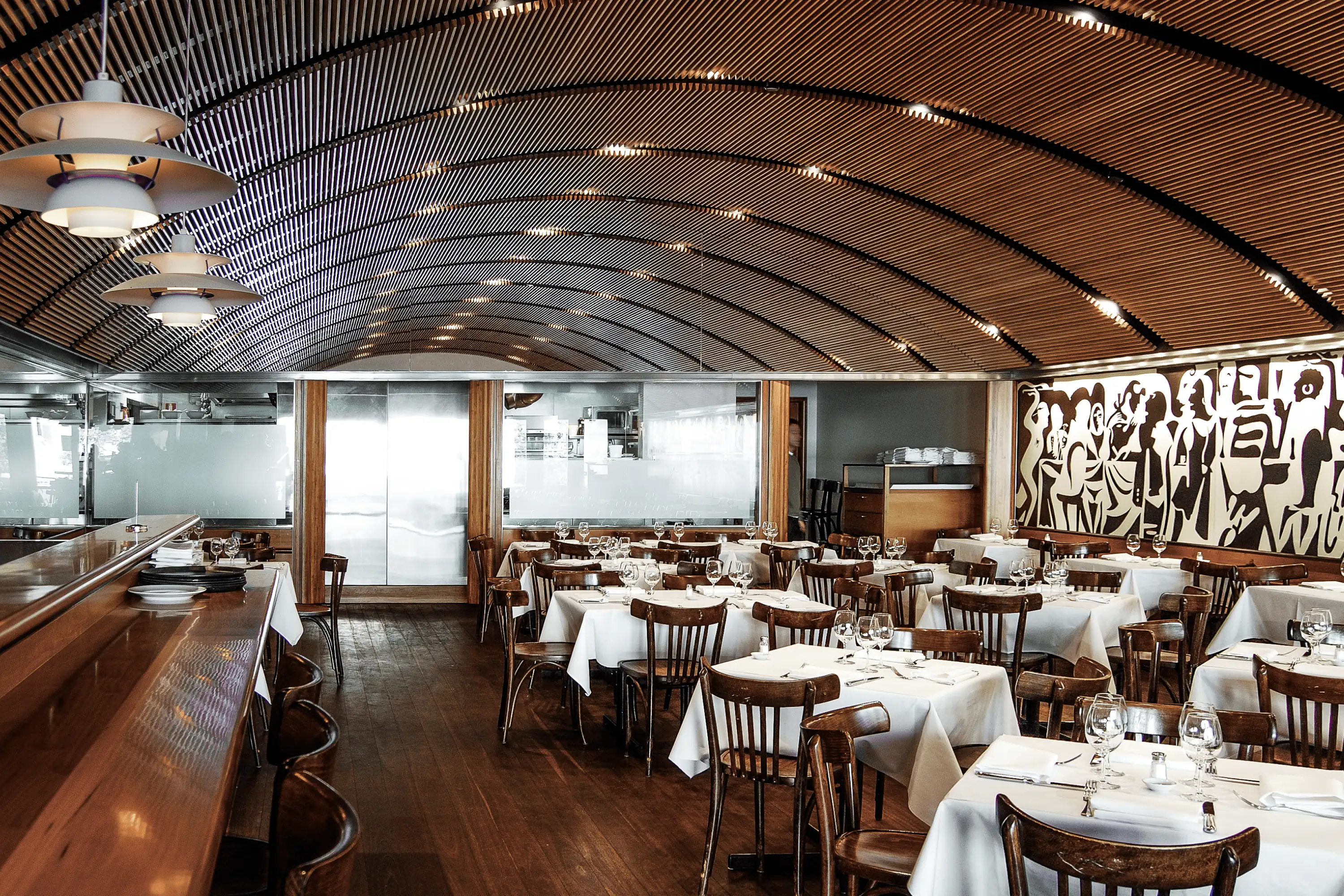 Photograph of dining area in the award-wining Bistro Moncur and Woollahra Hotel designed by Tzannes