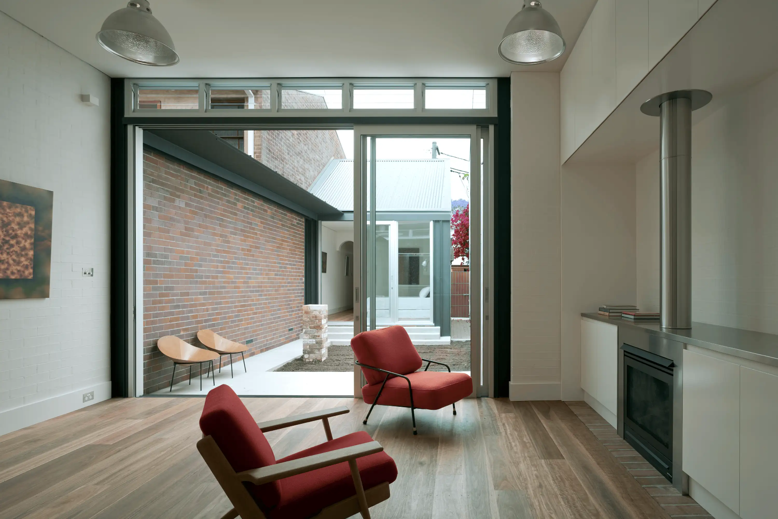 Photograph of the living space in the award-wining Glebe Residence designed by Tzannes
