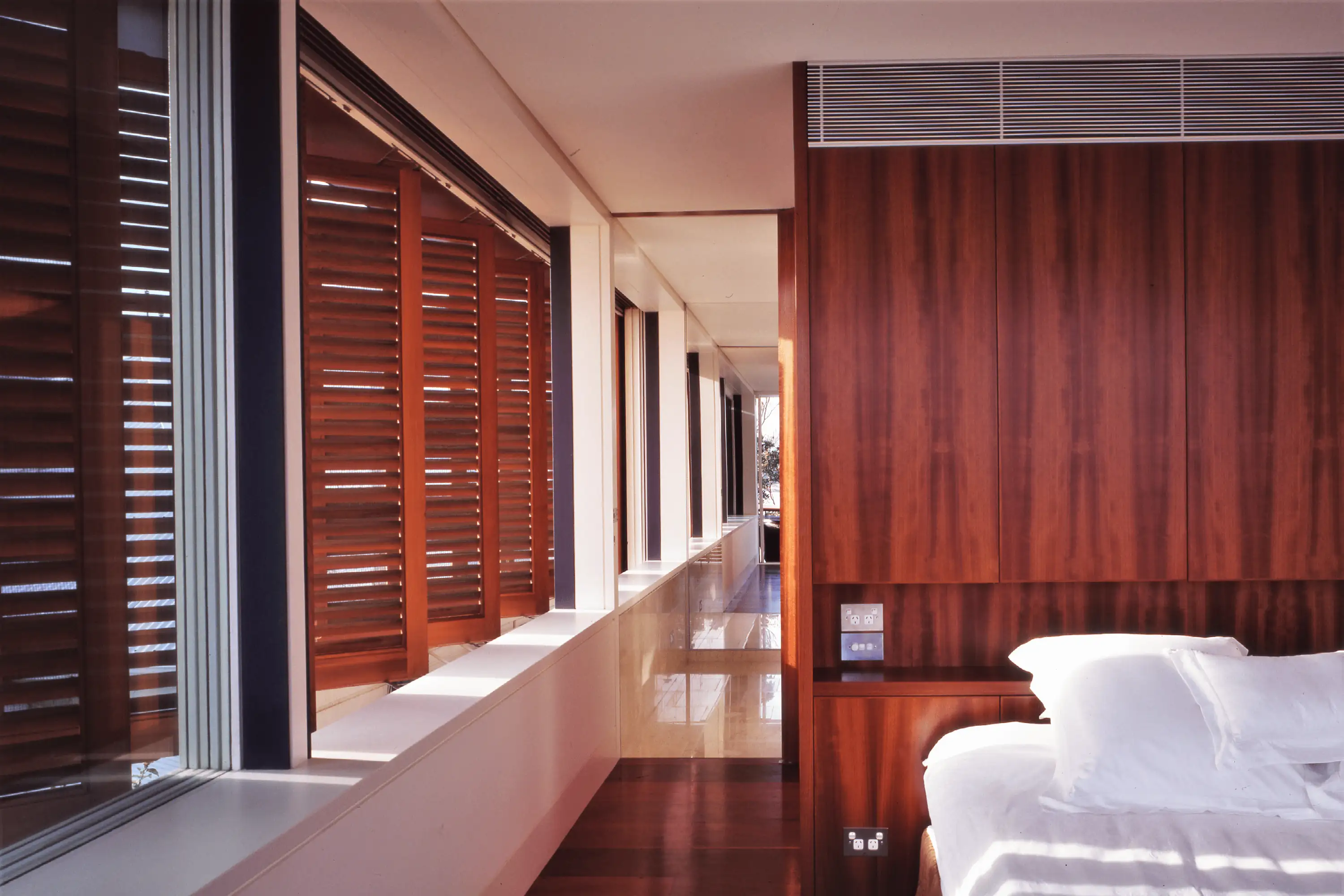 Photograph of the award-wining Weisener Residence designed by Tzannes