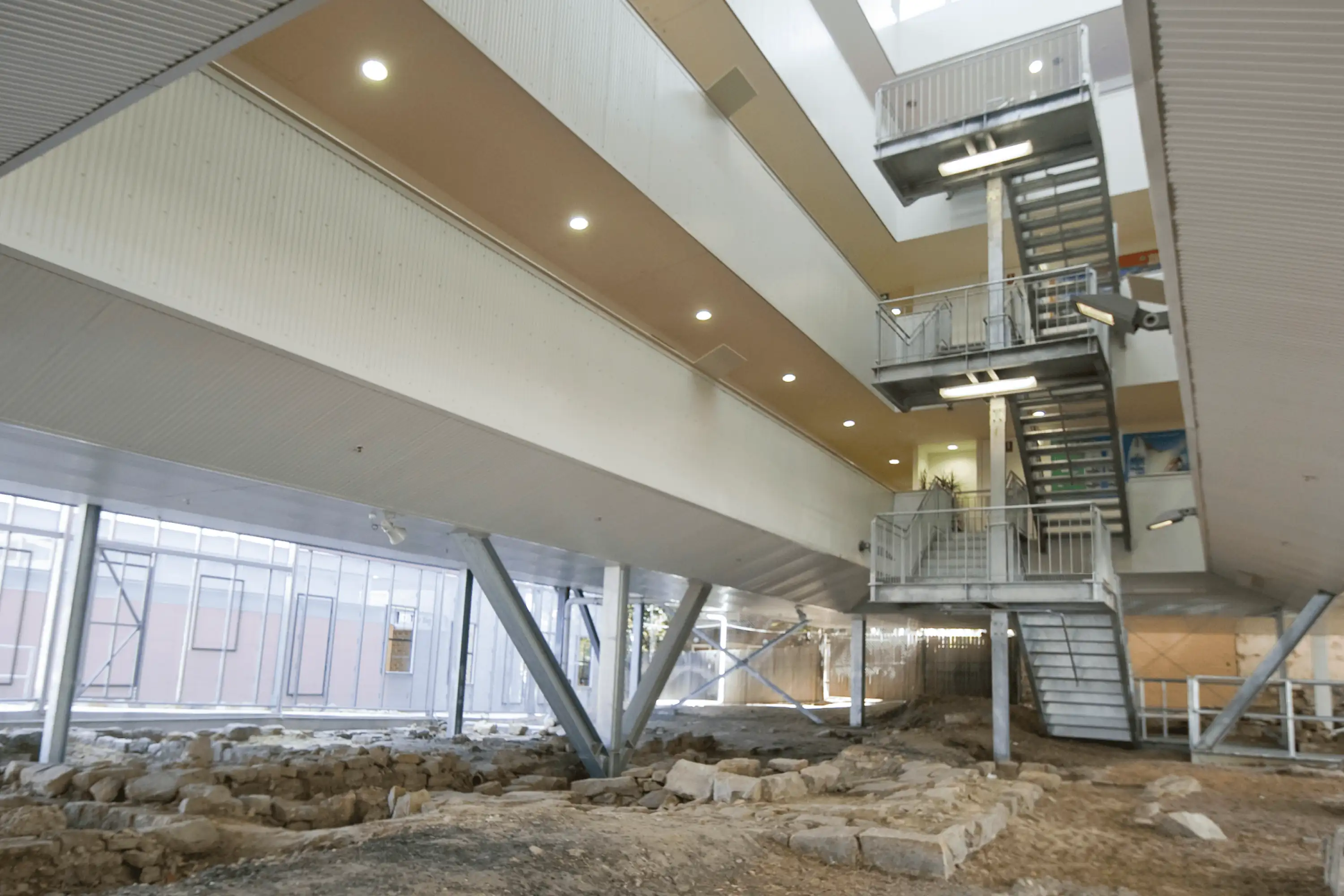 Photograph of the award-wining Sydney Harbour YHA interiors designed by Tzannes