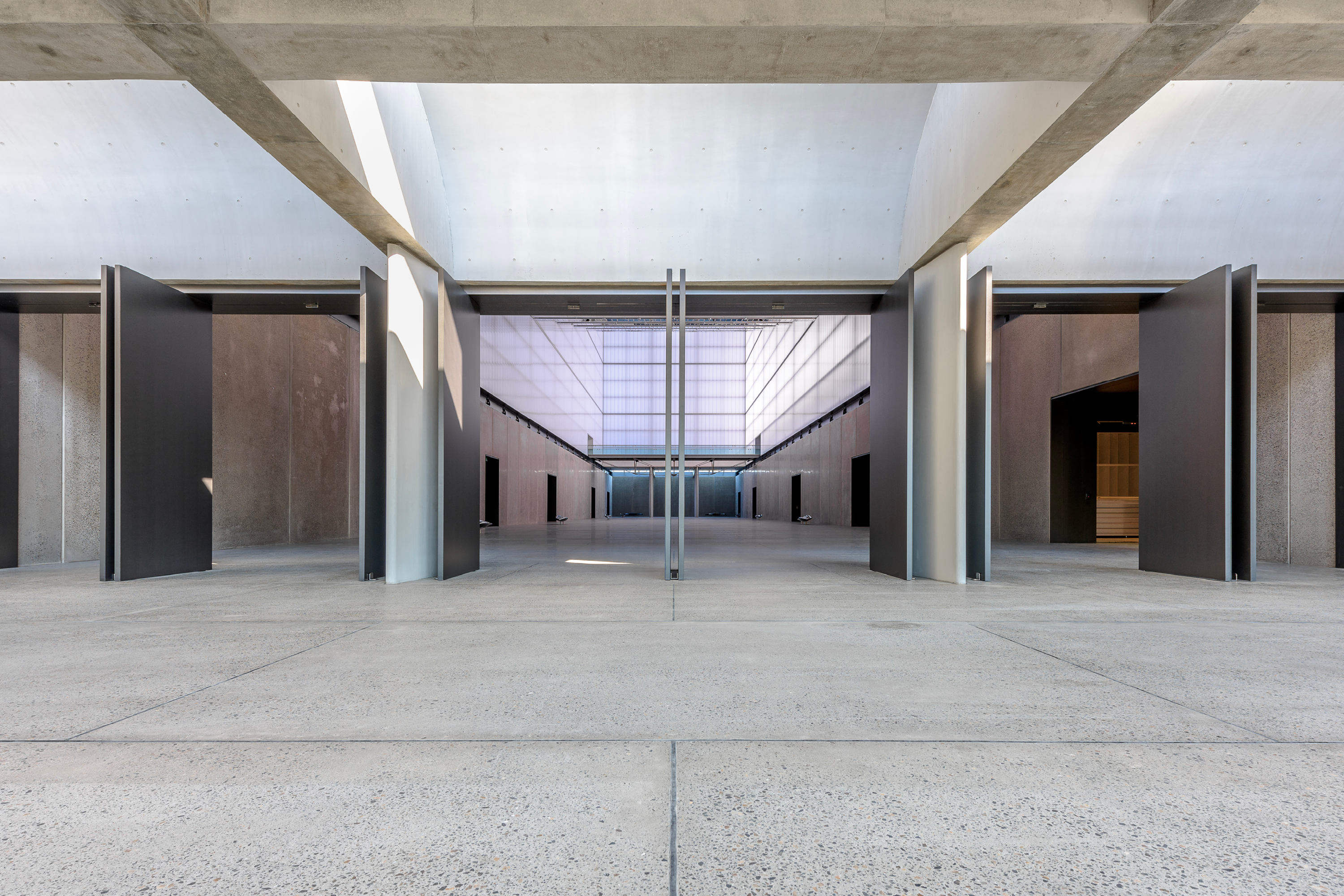 Photograph of the award-wining DANGROVE Art Storage Facility interiors designed by Tzannes